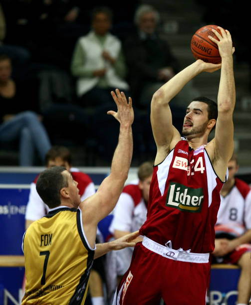 跑选手般大 跑选手般大